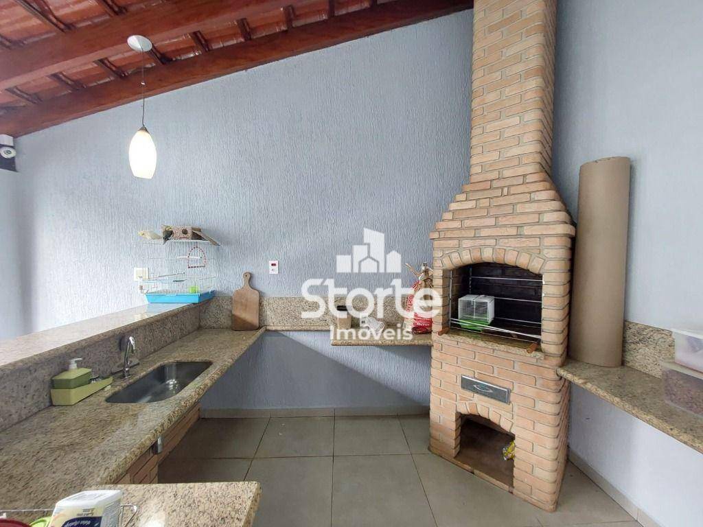 Casa à venda com 3 quartos, 170m² - Foto 12