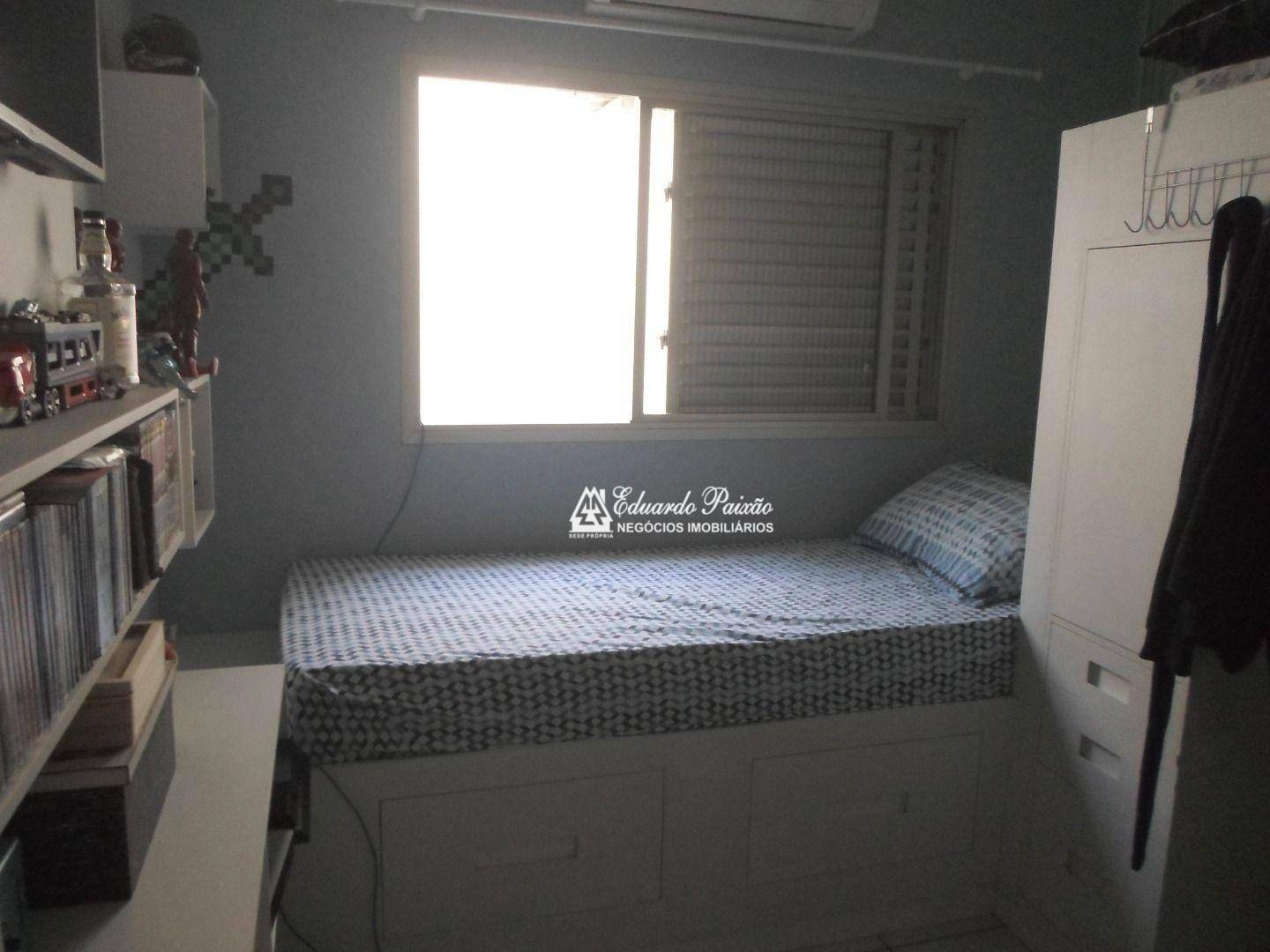 Sobrado à venda com 5 quartos, 247m² - Foto 12