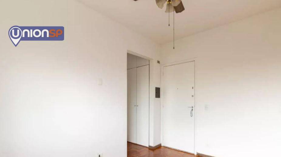 Apartamento à venda com 1 quarto, 32m² - Foto 3