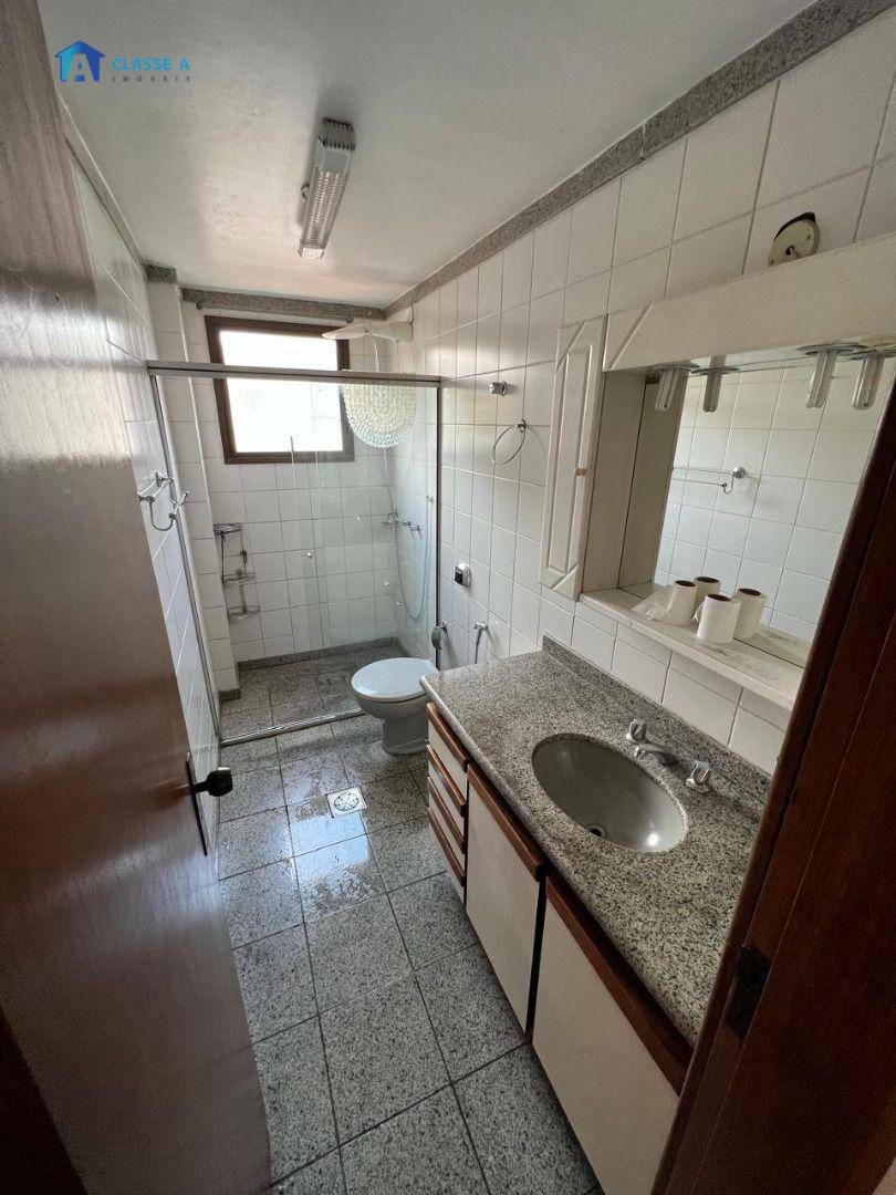 Apartamento à venda com 4 quartos, 250m² - Foto 9