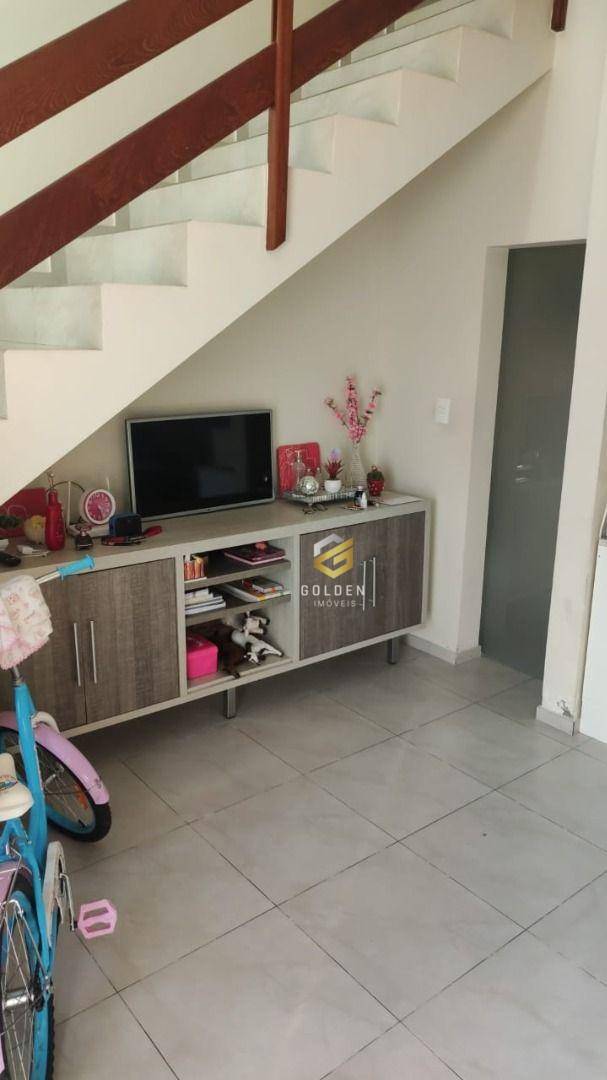 Sobrado à venda com 2 quartos, 70m² - Foto 11