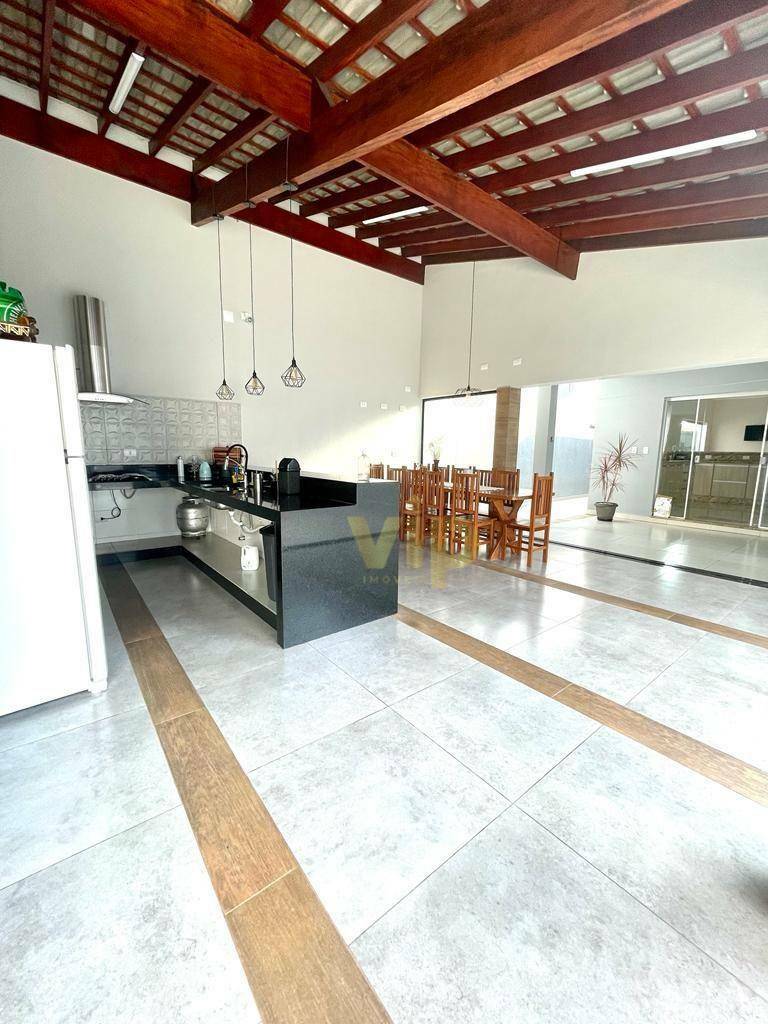 Casa à venda com 4 quartos, 275m² - Foto 8