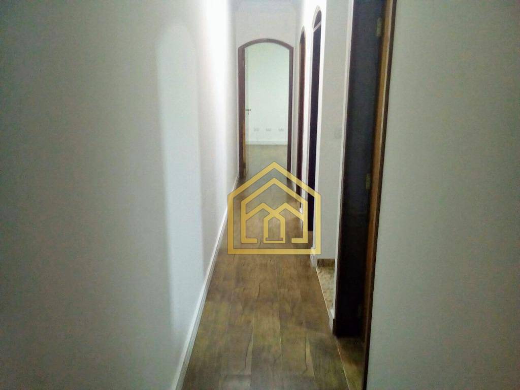 Sobrado à venda com 4 quartos, 180m² - Foto 11