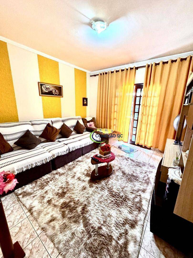 Sobrado, 3 quartos, 156 m² - Foto 1