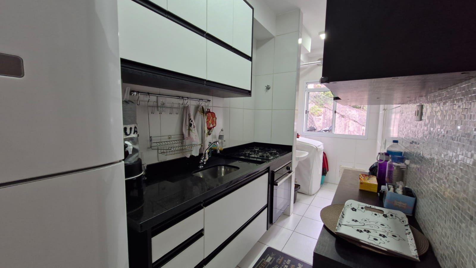 Apartamento à venda com 2 quartos, 62m² - Foto 6