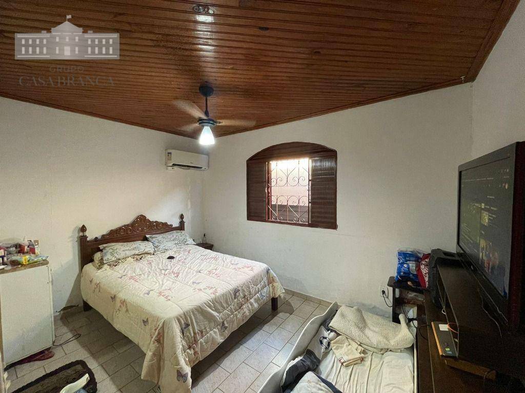 Casa à venda com 3 quartos, 132m² - Foto 7