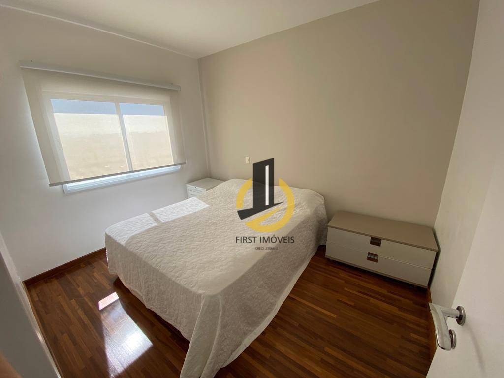 Apartamento à venda com 3 quartos, 213m² - Foto 15