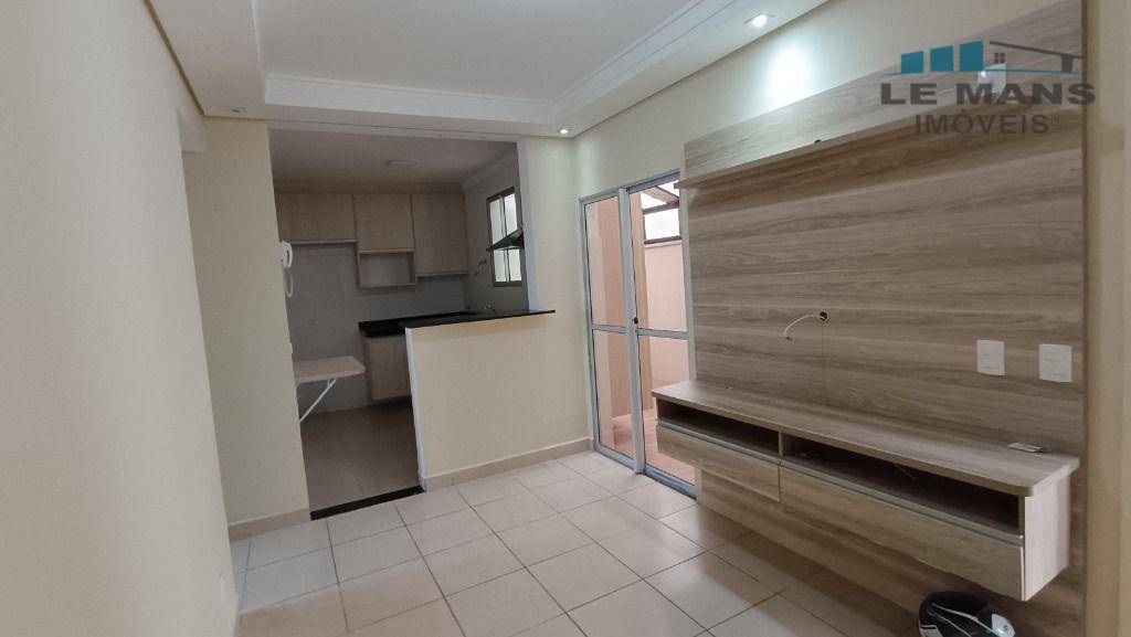 Apartamento à venda com 2 quartos, 47m² - Foto 4