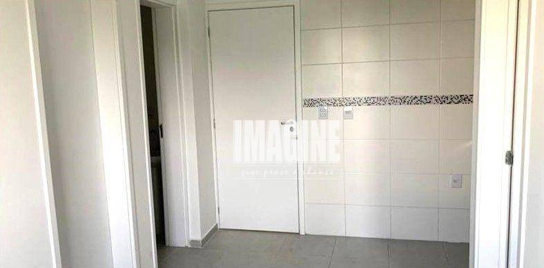 Apartamento à venda com 2 quartos, 40m² - Foto 4