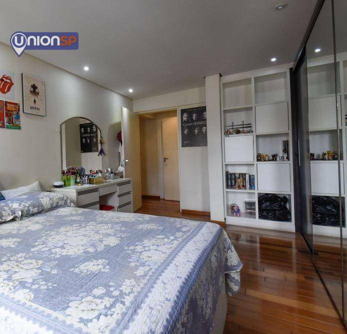 Apartamento à venda com 4 quartos, 226m² - Foto 14