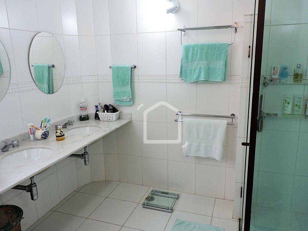 Casa de Condomínio à venda com 5 quartos, 804m² - Foto 12