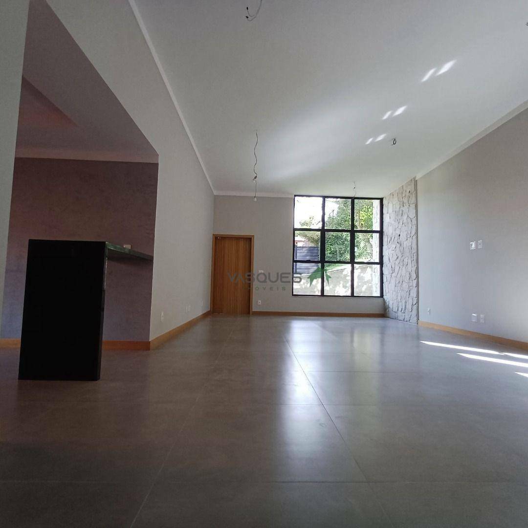 Casa de Condomínio à venda com 3 quartos, 220m² - Foto 5