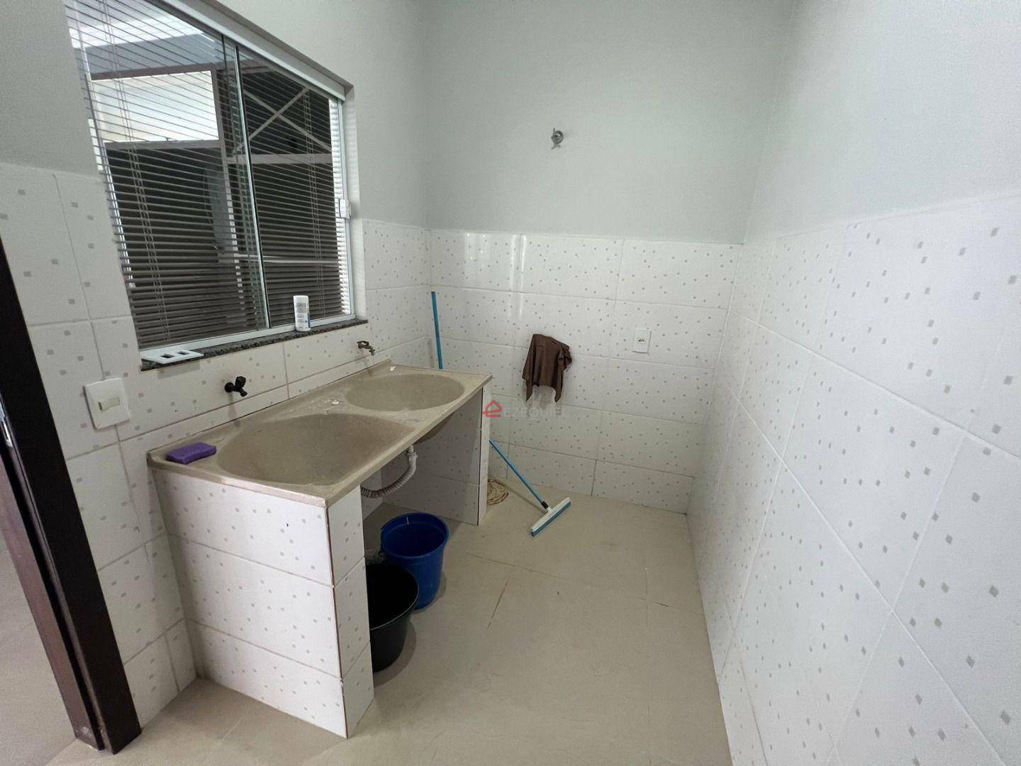 Casa à venda com 3 quartos, 170m² - Foto 18