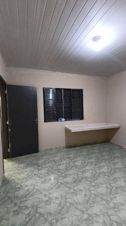 Casa para alugar com 3 quartos, 175m² - Foto 15