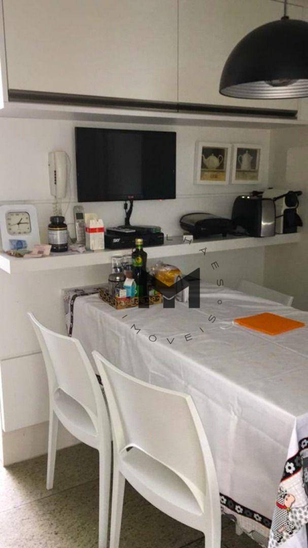 Apartamento à venda com 3 quartos, 140m² - Foto 7