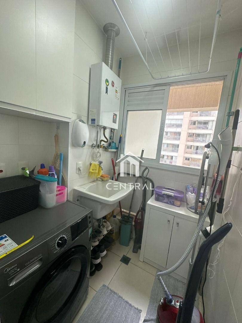 Apartamento à venda com 2 quartos, 60m² - Foto 19