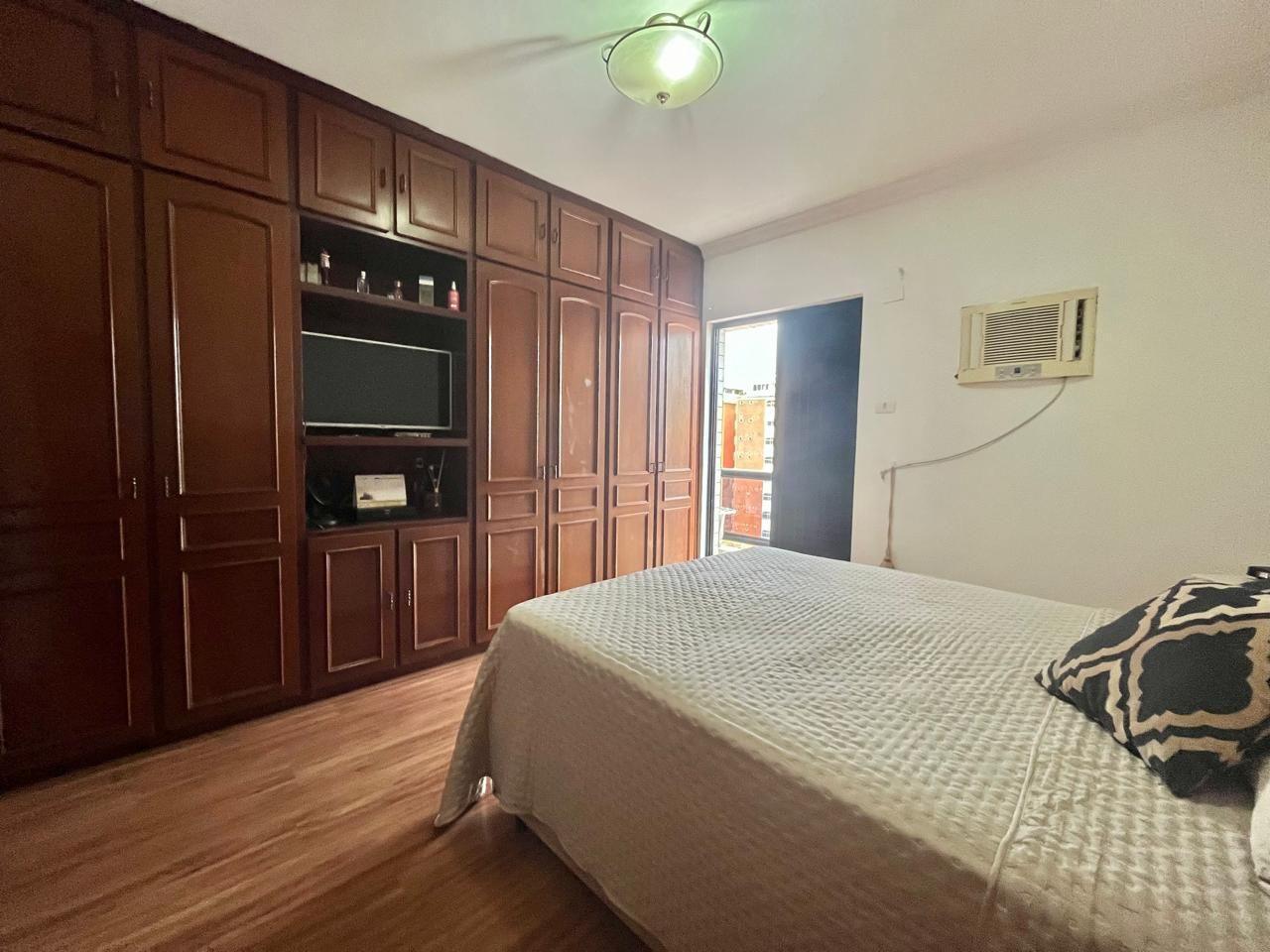 Apartamento à venda com 4 quartos, 185m² - Foto 25