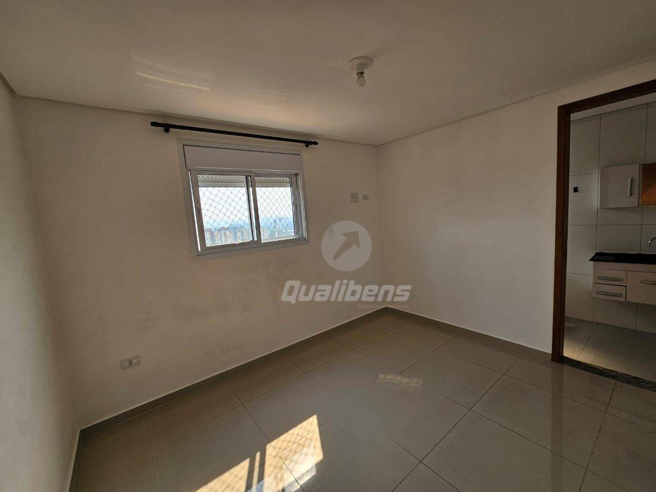 Apartamento para alugar com 3 quartos, 130m² - Foto 4