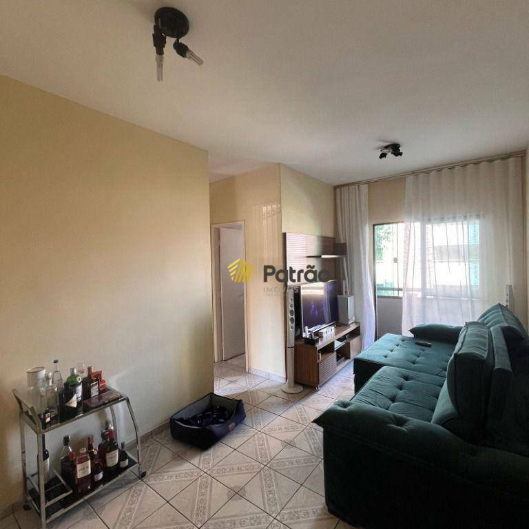 Apartamento à venda com 2 quartos, 62m² - Foto 8