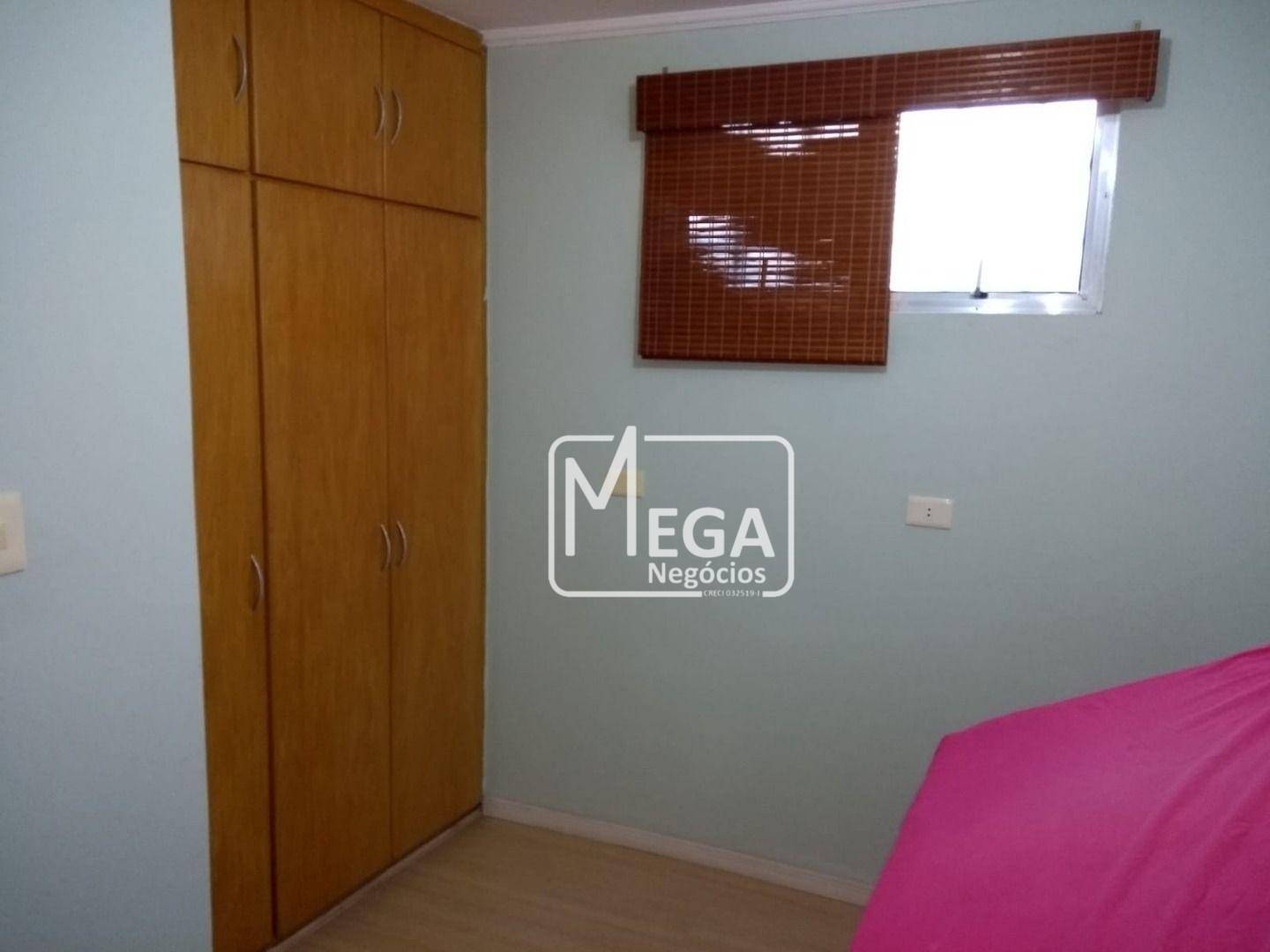 Casa à venda com 7 quartos, 230m² - Foto 17