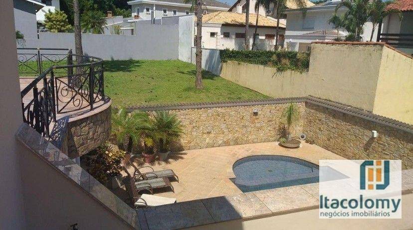 Casa de Condomínio para alugar com 4 quartos, 400m² - Foto 2