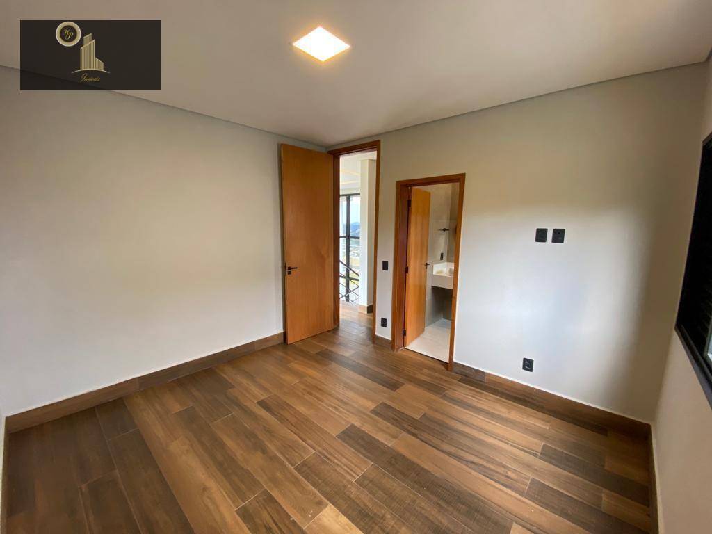 Casa de Condomínio à venda com 4 quartos, 390m² - Foto 46