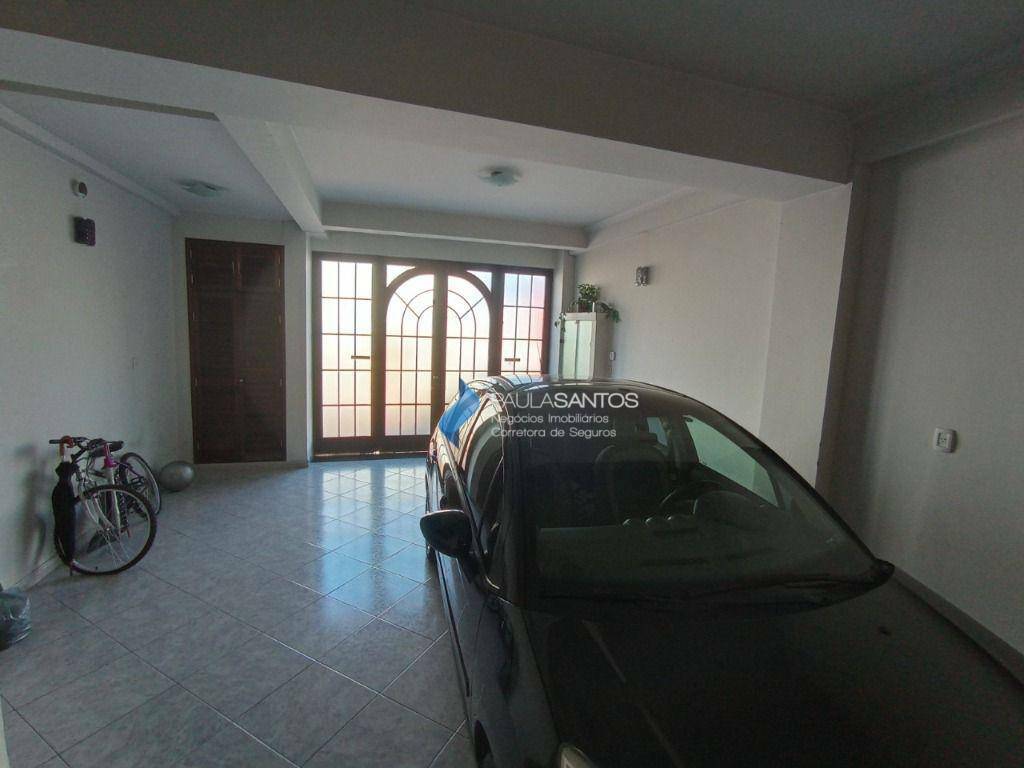 Casa à venda com 3 quartos, 182m² - Foto 3