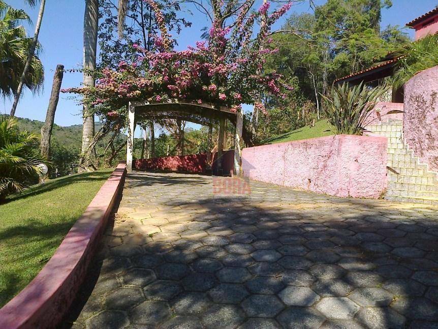 Casa de Condomínio à venda com 4 quartos, 200m² - Foto 12