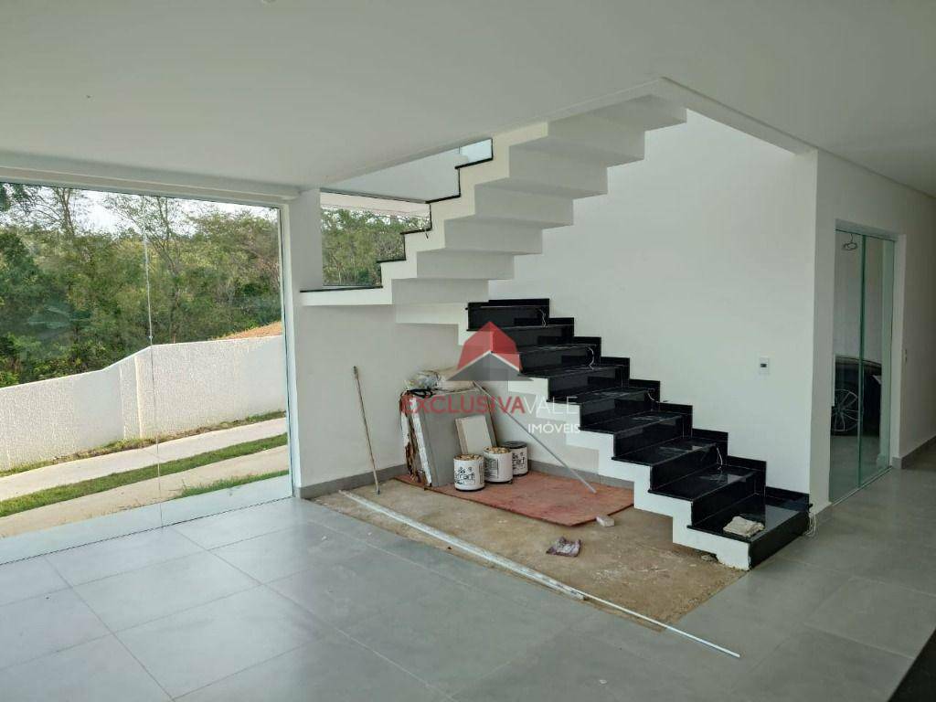 Casa de Condomínio à venda com 5 quartos, 376m² - Foto 33