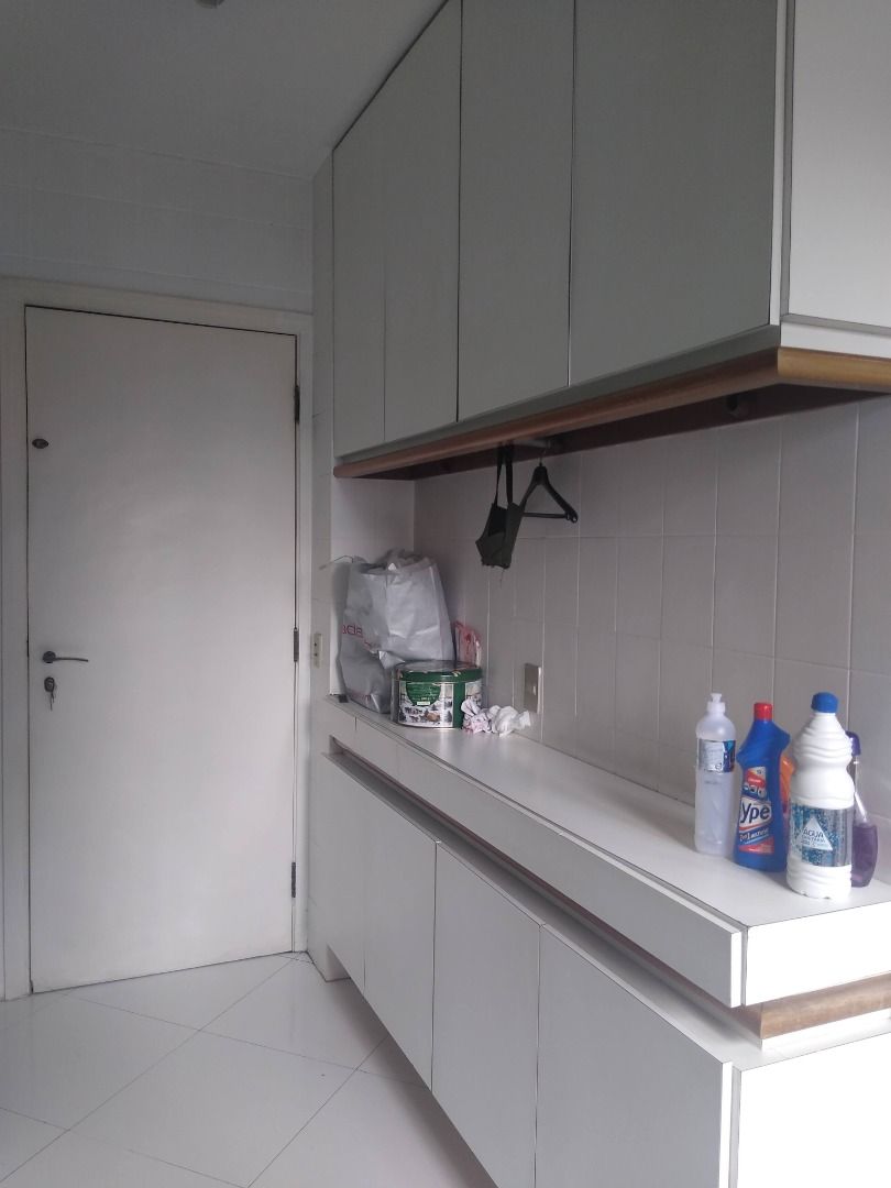 Apartamento à venda com 3 quartos, 211m² - Foto 23