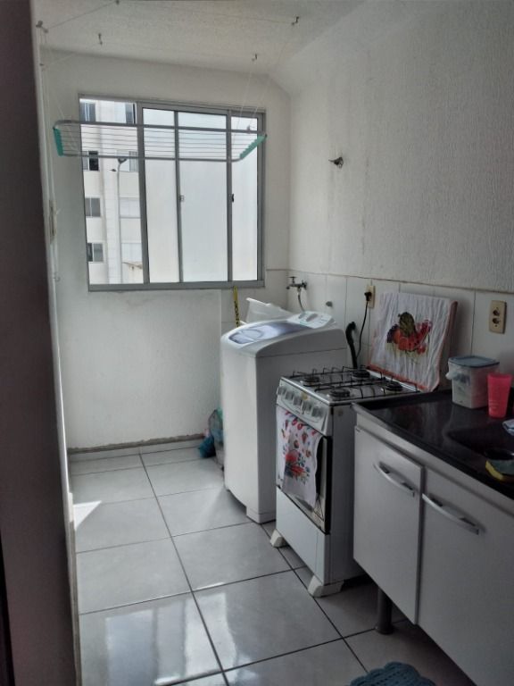 Apartamento à venda com 2 quartos, 47m² - Foto 4