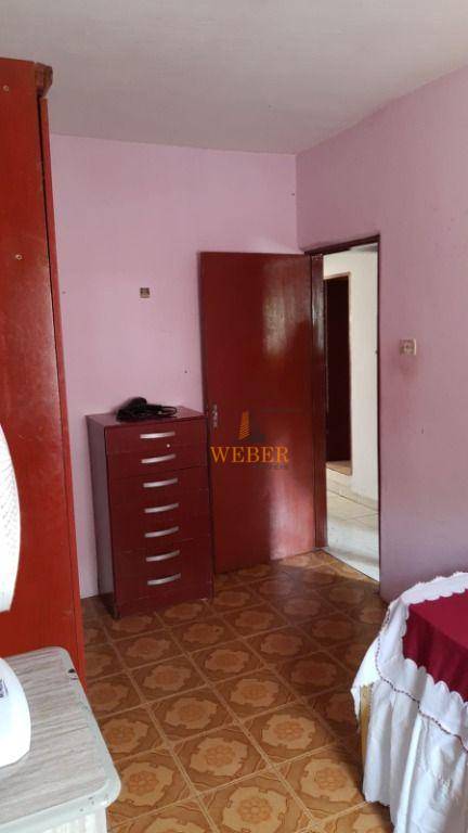 Sobrado à venda com 6 quartos, 180m² - Foto 25