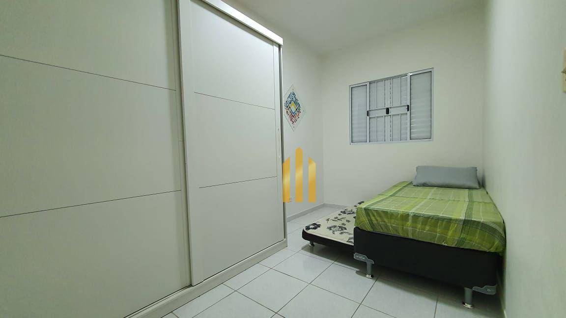 Casa para alugar com 2 quartos, 50m² - Foto 2