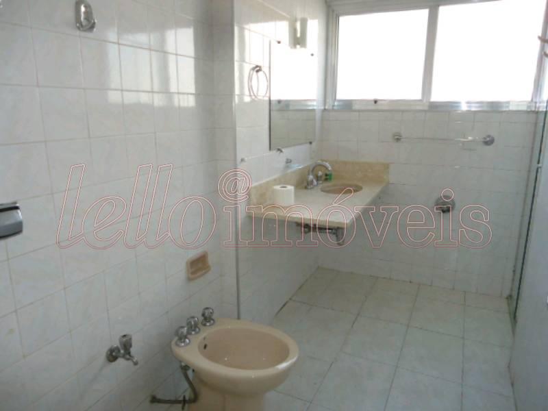 Apartamento para alugar com 2 quartos, 86m² - Foto 9