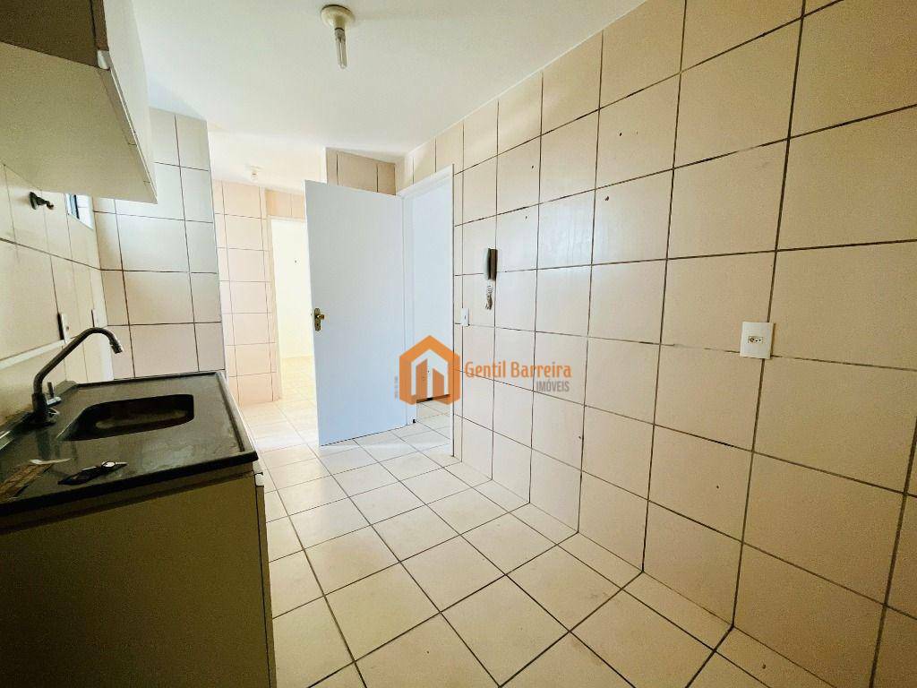 Apartamento à venda com 3 quartos, 87m² - Foto 6