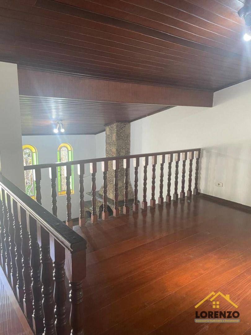 Casa à venda com 6 quartos, 327m² - Foto 20