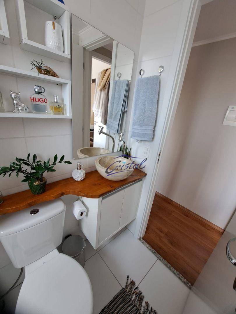 Apartamento à venda com 2 quartos, 40m² - Foto 10