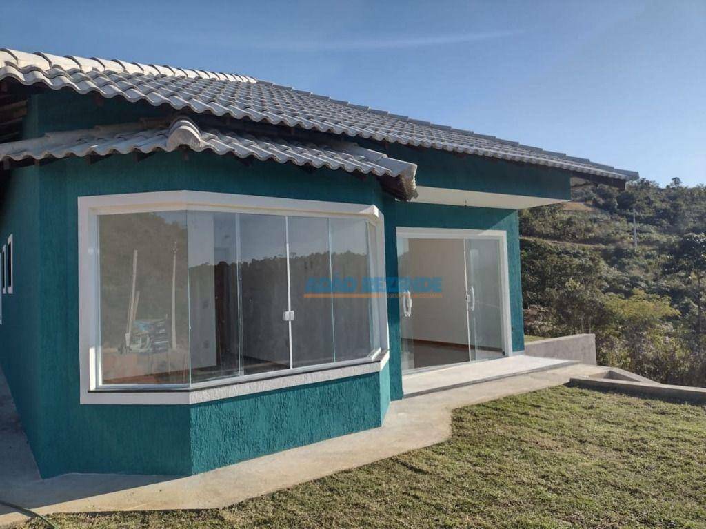 Casa de Condomínio à venda com 3 quartos, 120m² - Foto 2