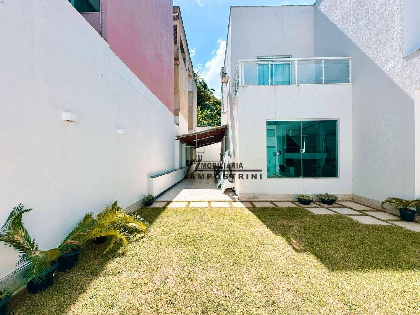 Casa à venda com 4 quartos, 440m² - Foto 7