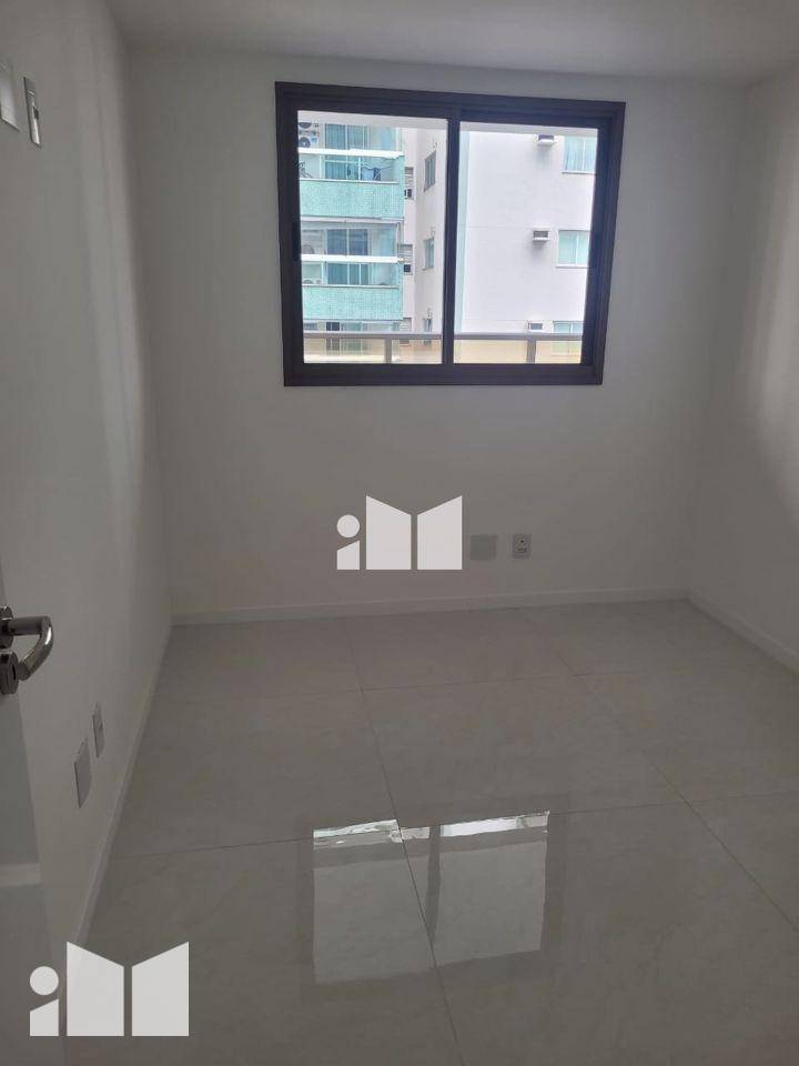 Apartamento à venda com 3 quartos, 101m² - Foto 6