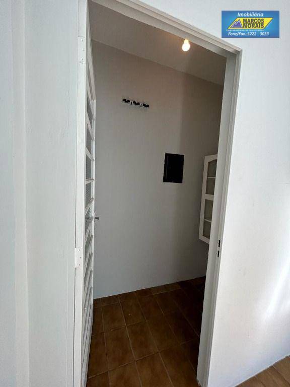 Casa para alugar com 3 quartos, 135m² - Foto 10