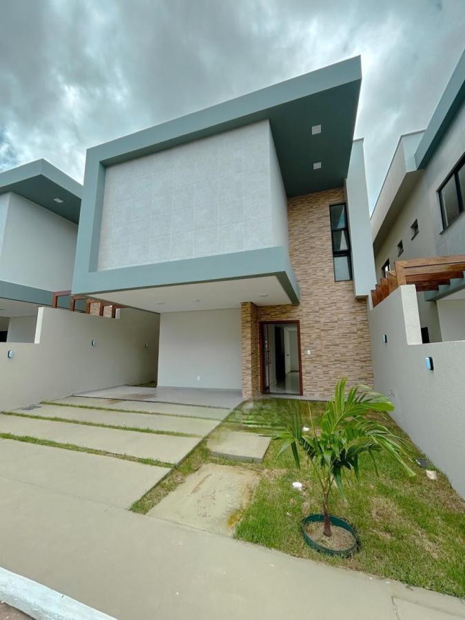 Sobrado à venda com 4 quartos, 165m² - Foto 1