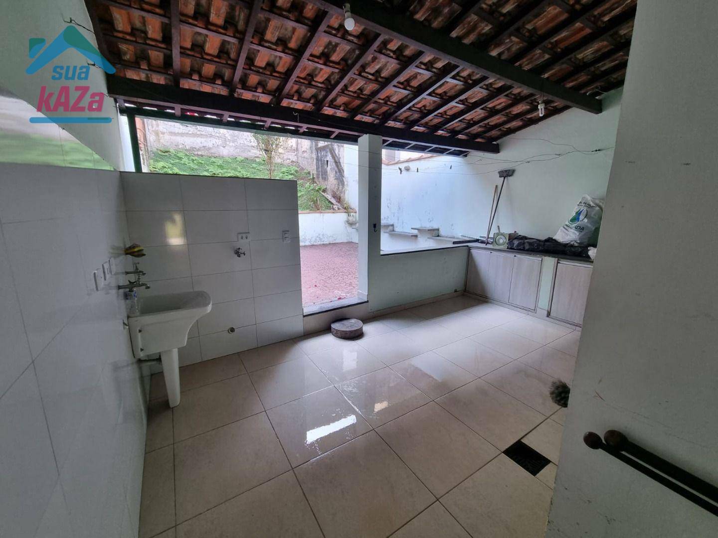 Sobrado à venda com 2 quartos, 180m² - Foto 19