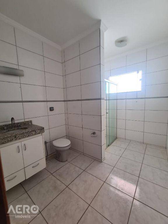 Casa à venda com 3 quartos, 247m² - Foto 19