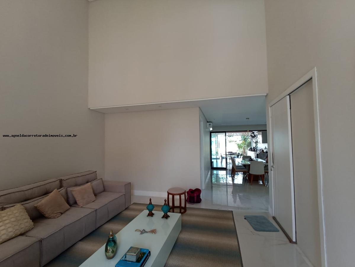 Casa de Condomínio à venda com 5 quartos, 320m² - Foto 17