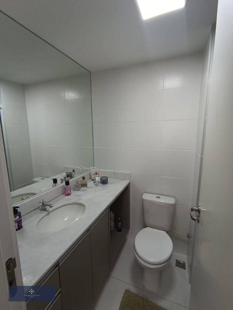 Apartamento à venda com 2 quartos, 60m² - Foto 13