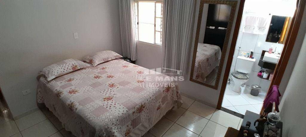 Casa à venda com 3 quartos, 115m² - Foto 10
