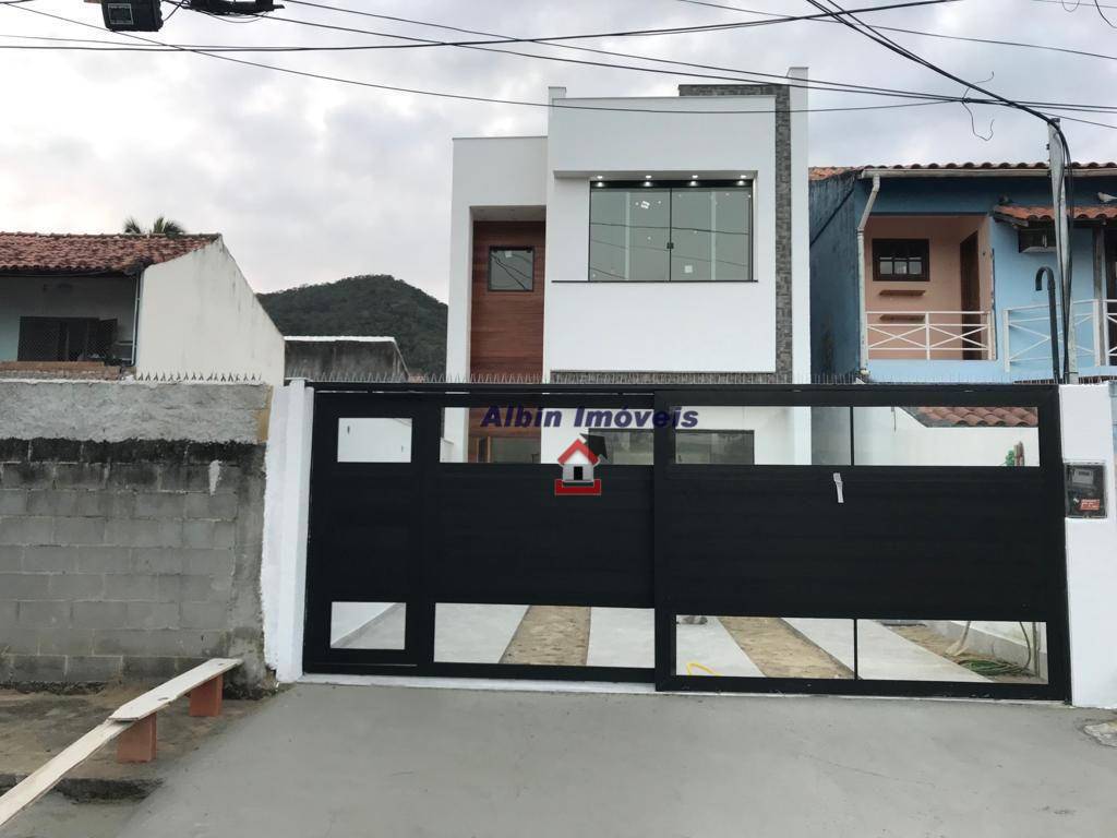 Casa à venda com 4 quartos, 130m² - Foto 14