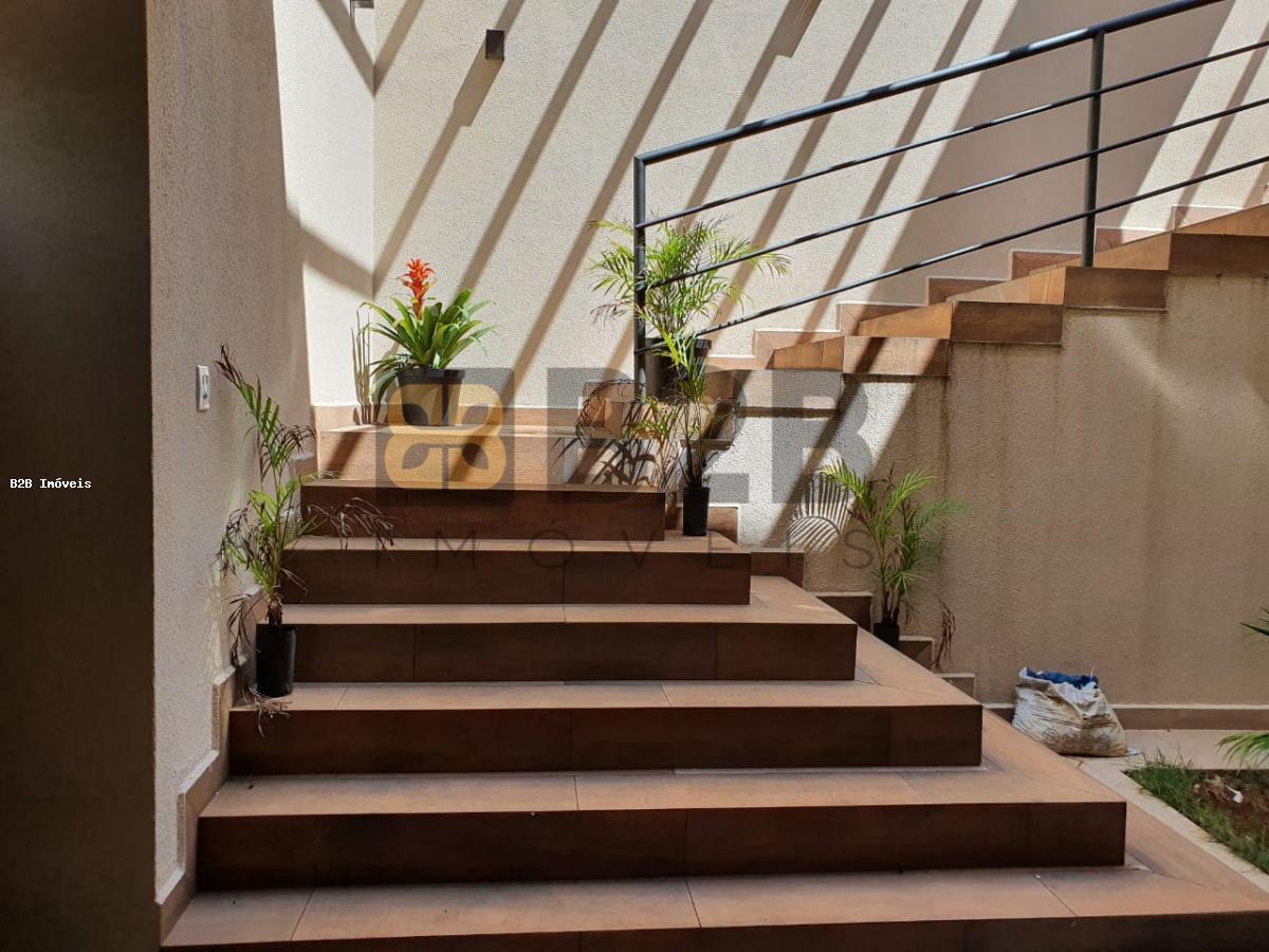 Casa à venda com 3 quartos, 335m² - Foto 7