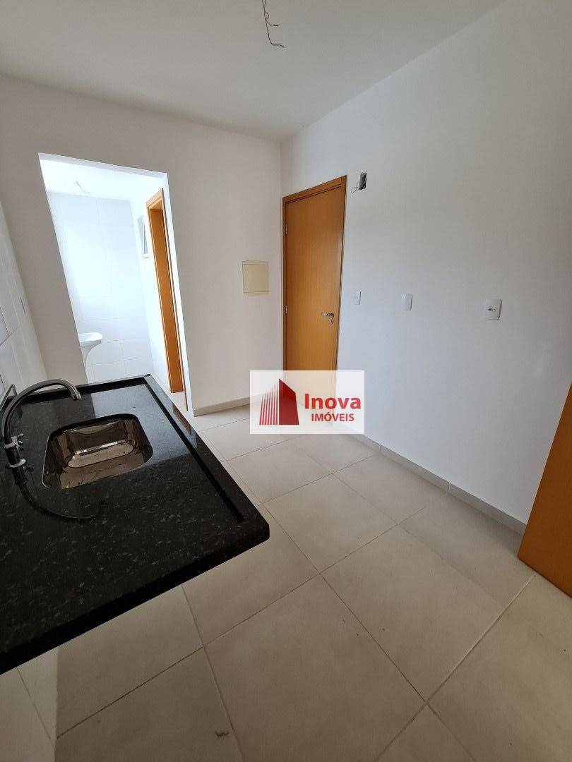 Apartamento à venda com 2 quartos, 80m² - Foto 17